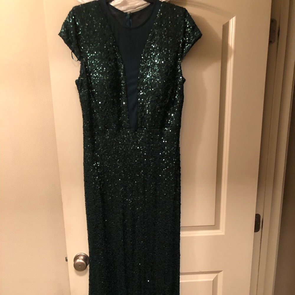Hunter Green Sequin Gown. Floor length. Size 14.